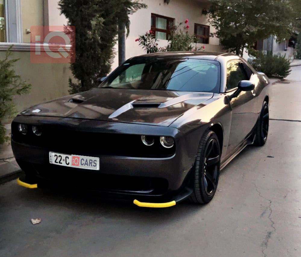 Dodge Challenger